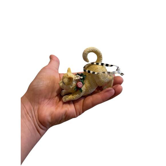 Kurt Adler Mary Engelbreit Cat Ornament Christmas Collection Santa’s World - Picture 2 of 4
